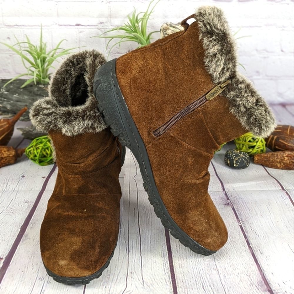 Khombu Lindsey All-Weather Suede Ankle Boots